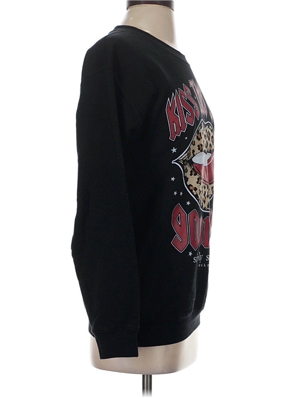 Simply Southern Kiss The Year Goodbye Graphic Sweatshirt - Picture 4 of 7